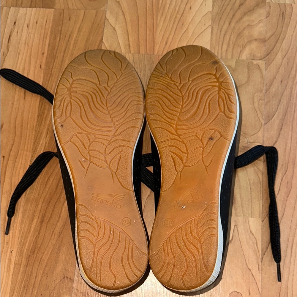Dansko Black and White Women's Sneakers - Picture 5 of 5